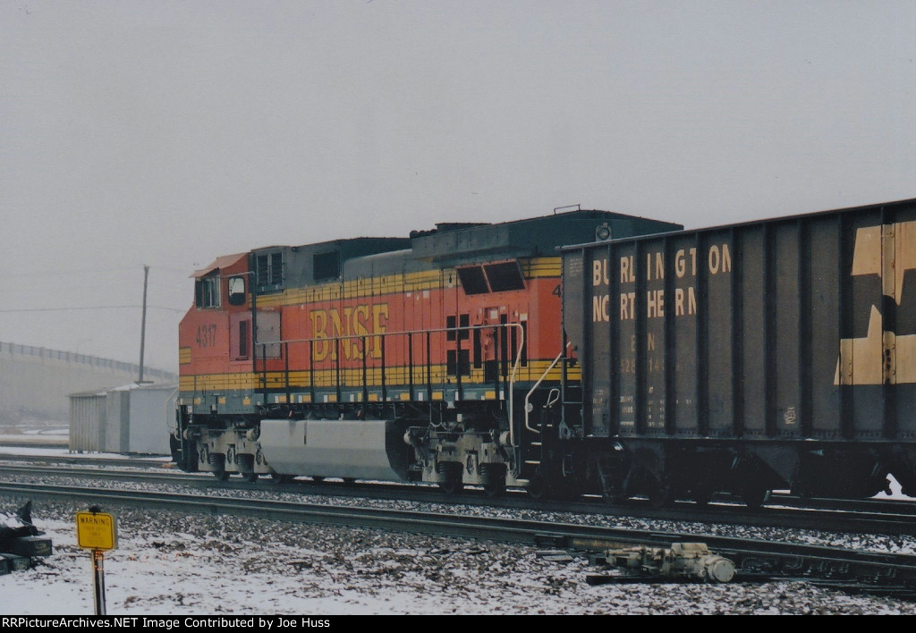 BNSF 4317 DPU